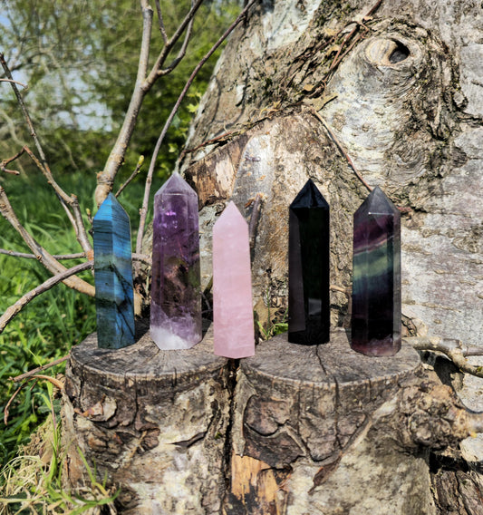 Crystal Towers (6–10 cm): Polished Points for Healing, Protection & Energy Work